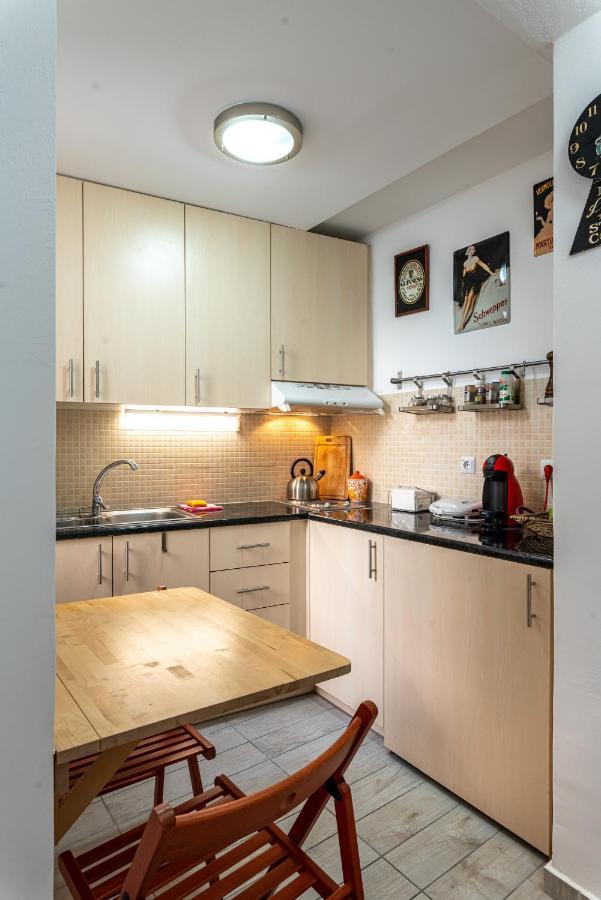 Great 35 Sq M Studio On 1St Floor In Bohemian Psyri In Athens' Historic Center-In Vivo Apartments Exteriör bild