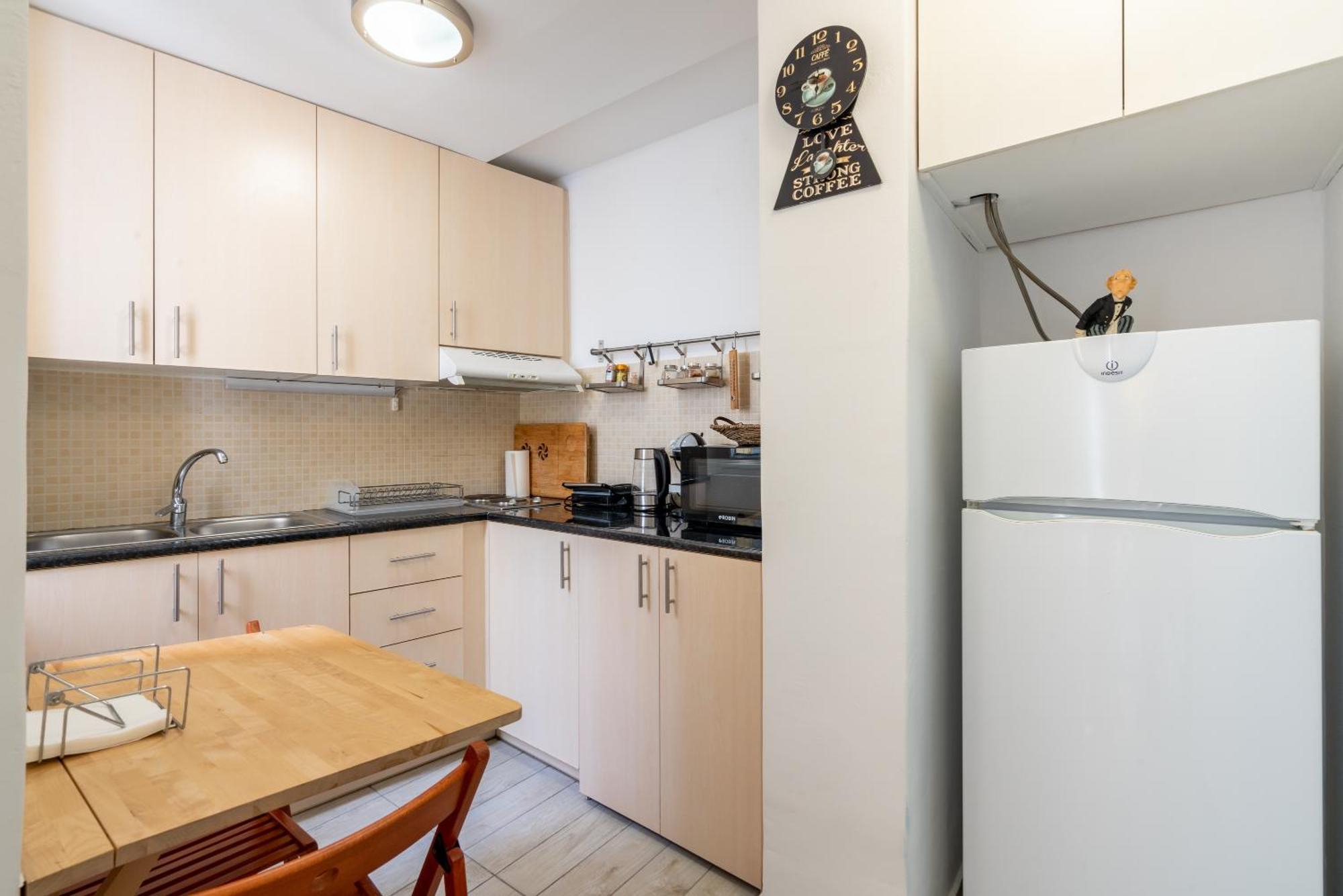 Great 35 Sq M Studio On 1St Floor In Bohemian Psyri In Athens' Historic Center-In Vivo Apartments Exteriör bild